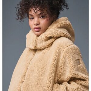 ALO 
Women's Tan Sherpa Jacket